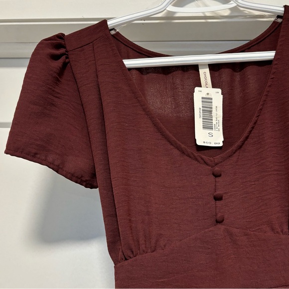 Maroon Short Sleeve Dress - Picture 3 of 4